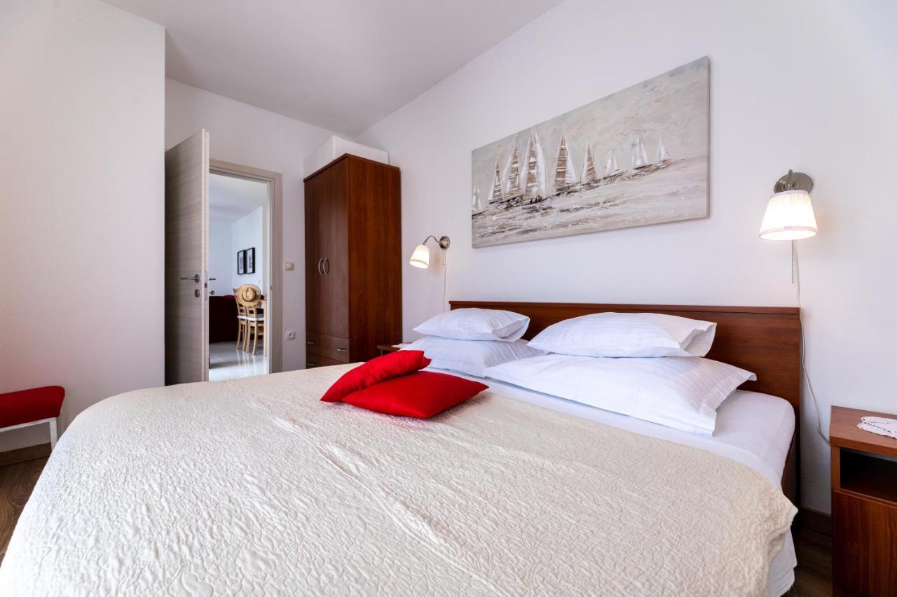 Apartments Maja And Sanja 巴斯卡 外观 照片